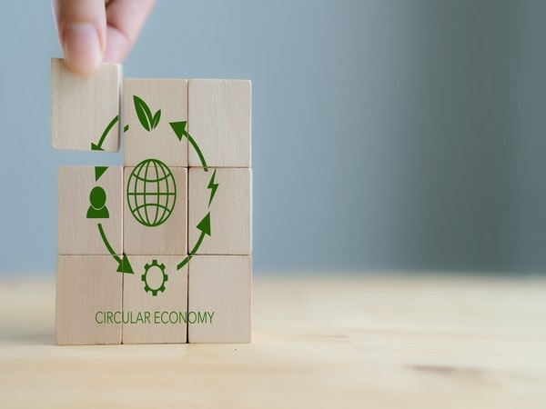 Delve into the flash bulletins of Circular Economy Project co-organized by MOBIUS FOUNDATION